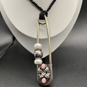 Vintage Safety Pin Floral Pendant Necklace